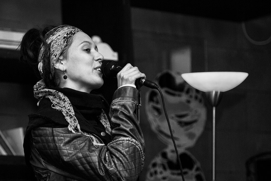 Девочка со свечей